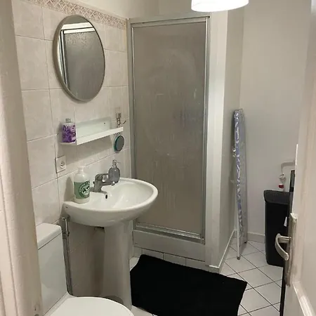 Cozy Studio In Neuilly-Sur-Marne Apartment