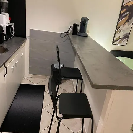 Cozy Studio In Neuilly-Sur-Marne *